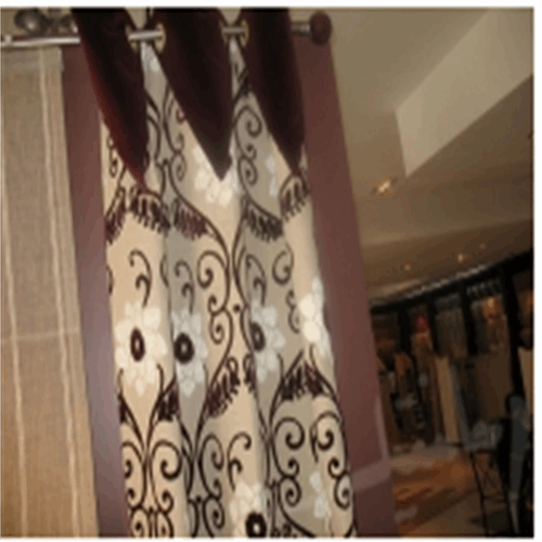 دکوری پانچ روی ریل چوبی